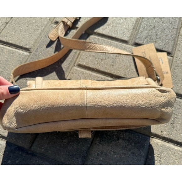 NWT New Wild West Los Angeles Lili Flower Leather Beige Crossbody Bag Embossed - Picture 5 of 11